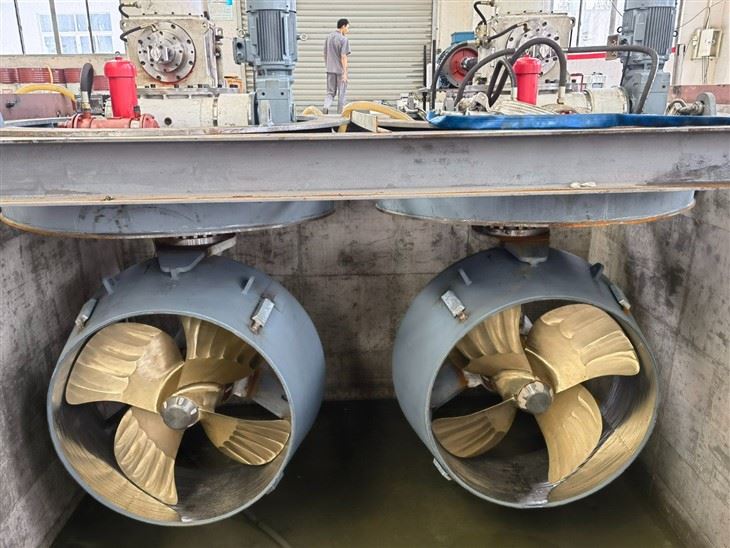 Drived Well Mounted Fixed Pitch Azimuth Thruster manufacturers